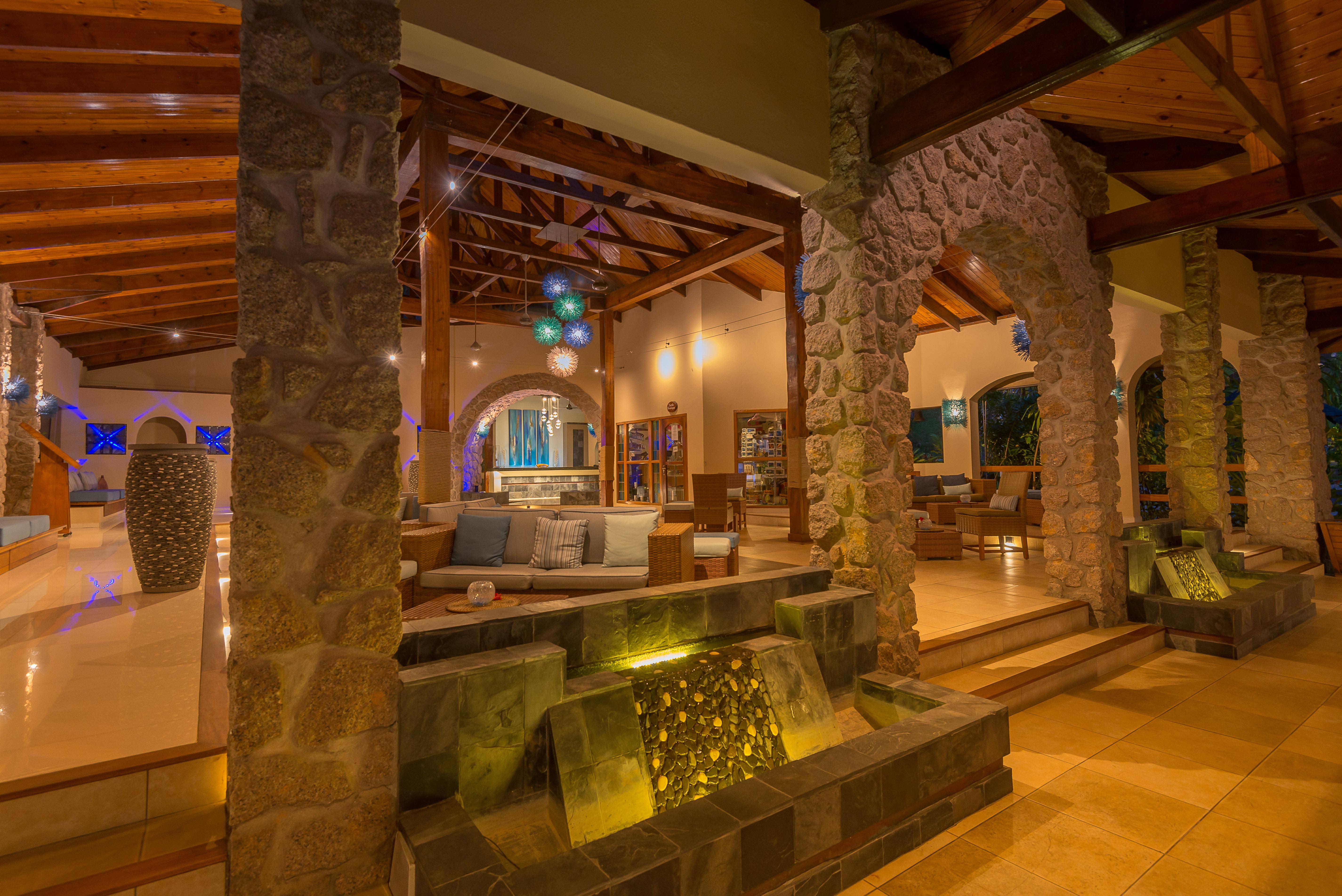 Coco De Mer Hotel And Black Parrot Suites Grand Anse  Esterno foto