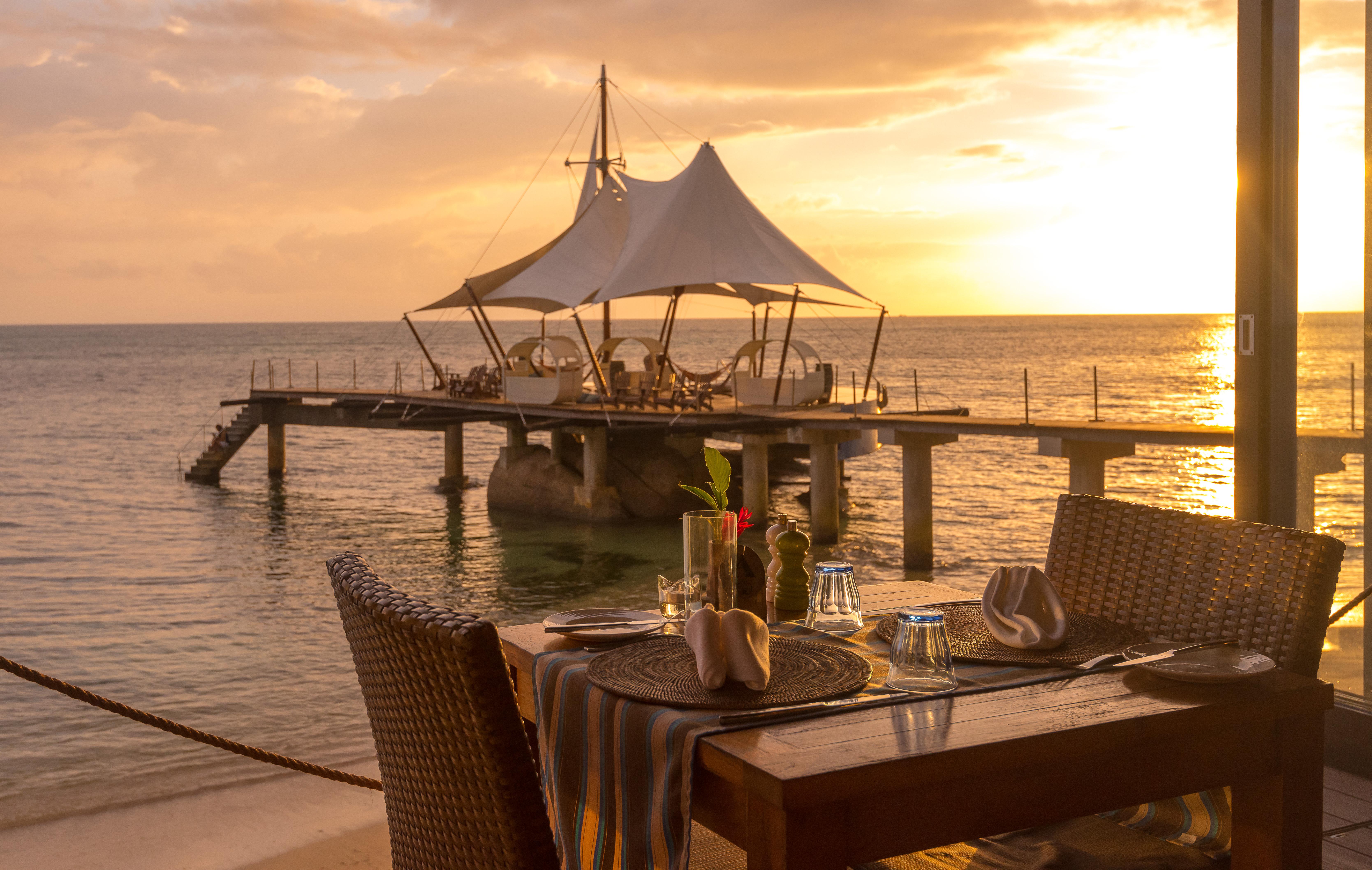 Coco De Mer Hotel And Black Parrot Suites Grand Anse  Esterno foto